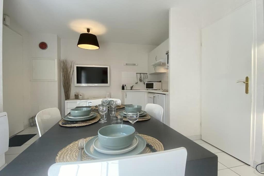 Maison 4 Personnes Avec Jardin Et Parking Крот Екстериор снимка